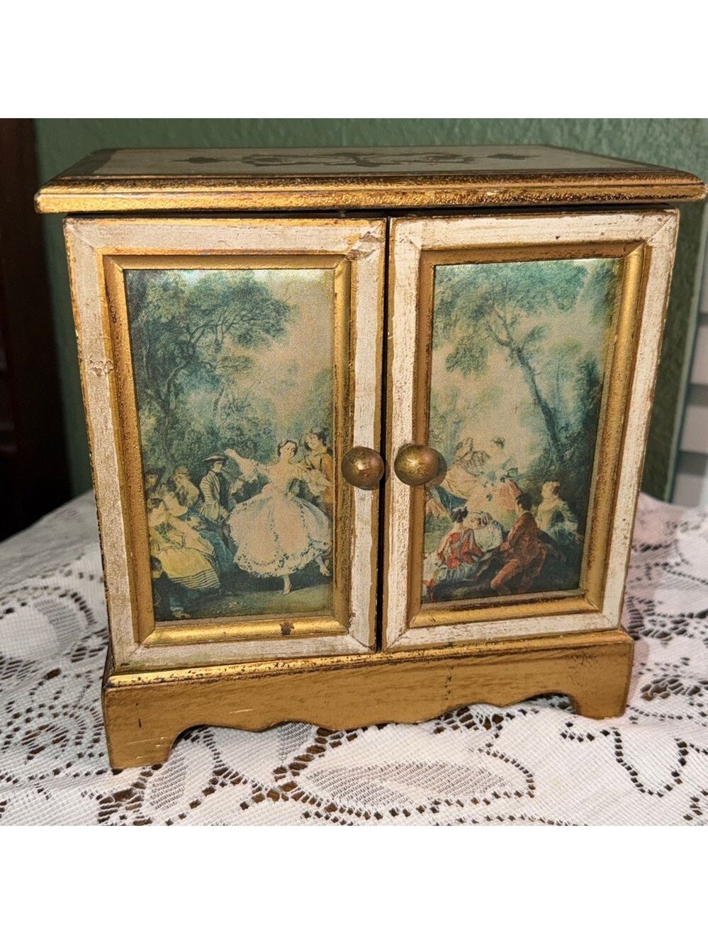 Vintage Royal Sealy Gold Gilt Wooden Jewelry Music Box Italy French